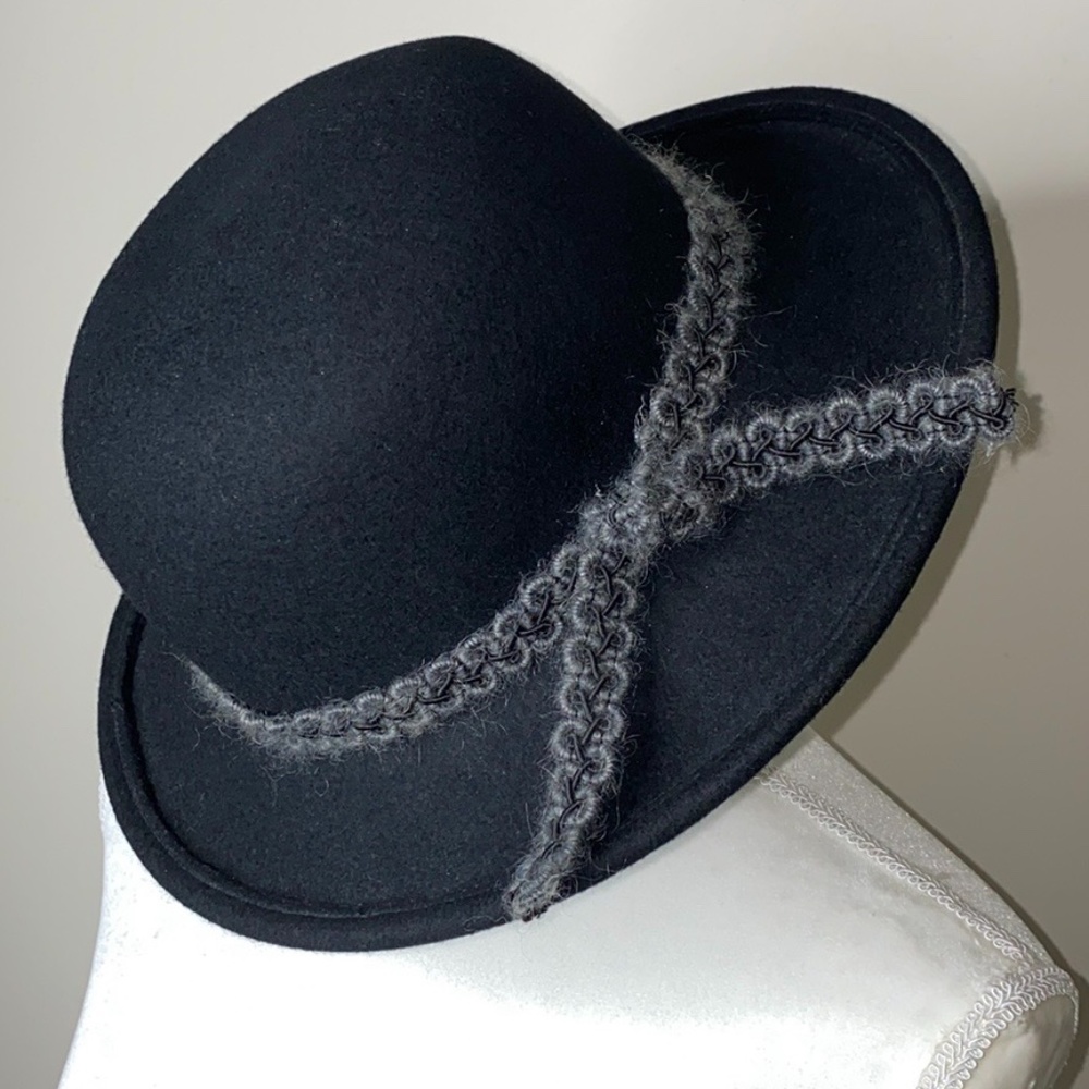 Georgi Black Derby Hat Grey Trim